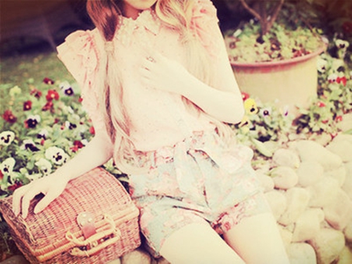 宝贝摔倒了怎么写