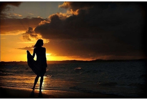 心碎的倾诉疲惫与伤感的独白。